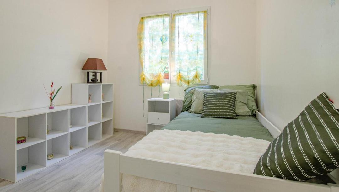 Photo of Bedroom in Rosieres-pres-Troyes