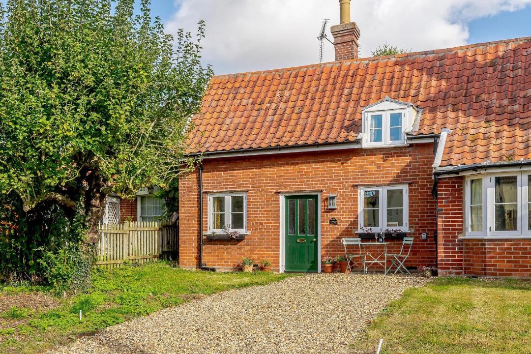 Photo of Others in Diss