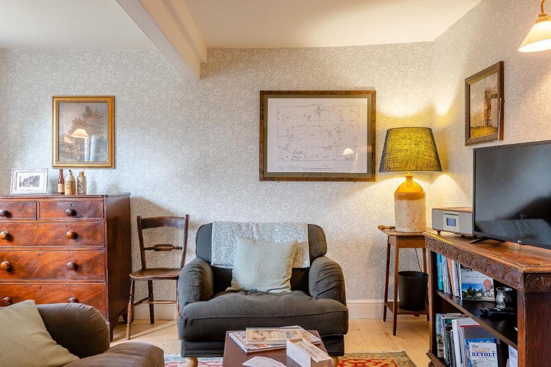 Photo of Others in Diss