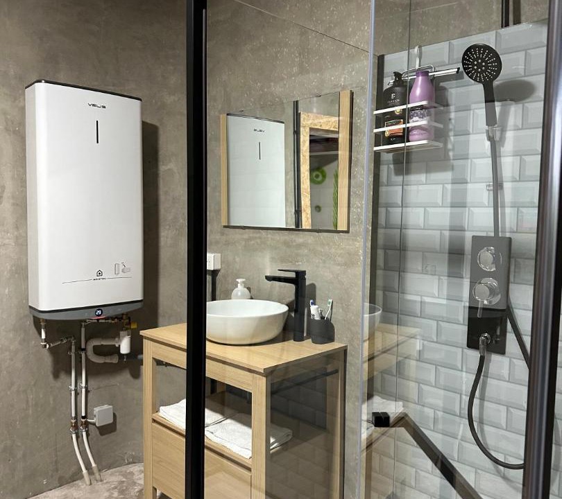 Photo of Others in Avion