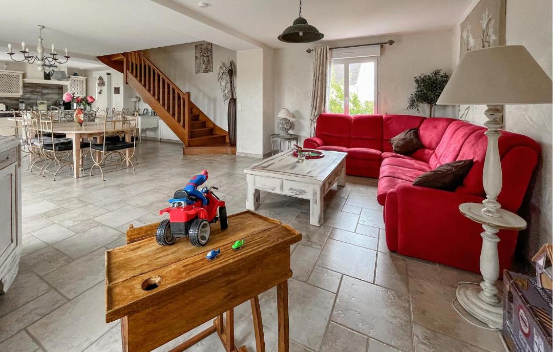 Photo of Others in Seigy