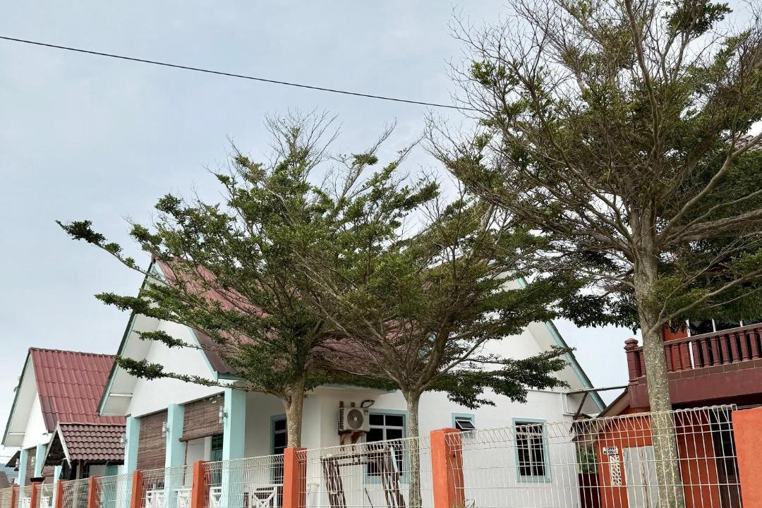 Photo of Buildings in Kampung Sura