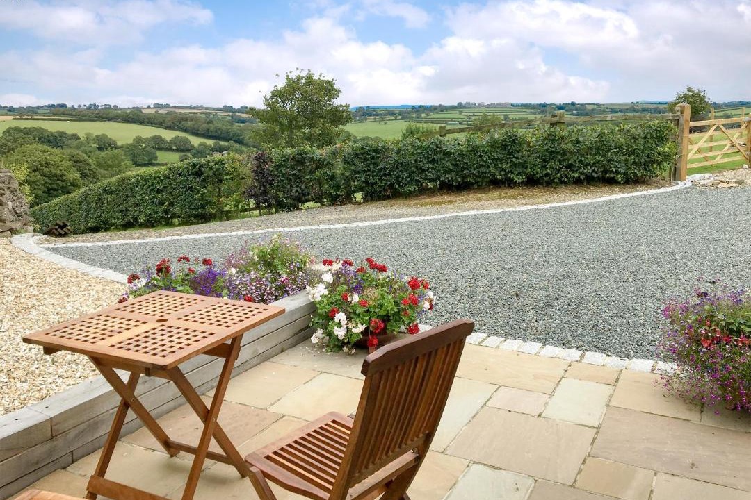 Photo of Others in Fivelanes