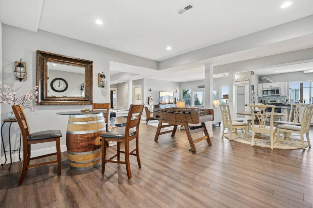 Photo of Others in Amity