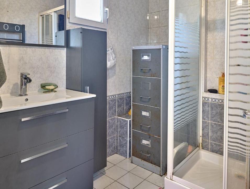 Photo of Bathroom in Saint-Philbert-de-Grand-Lieu