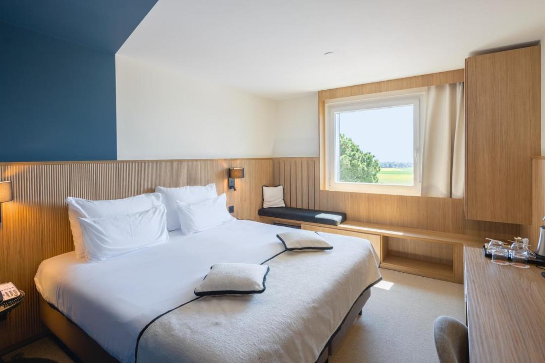Photo of Bedroom in Chavannes-de-Bogis