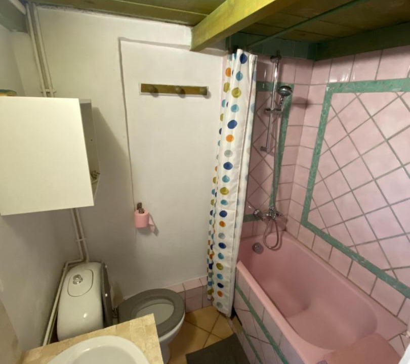 Photo of Bathroom in Flayosc