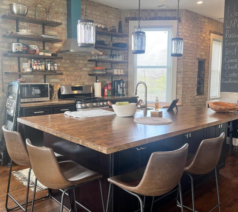 Photo of Others in Rogers Park