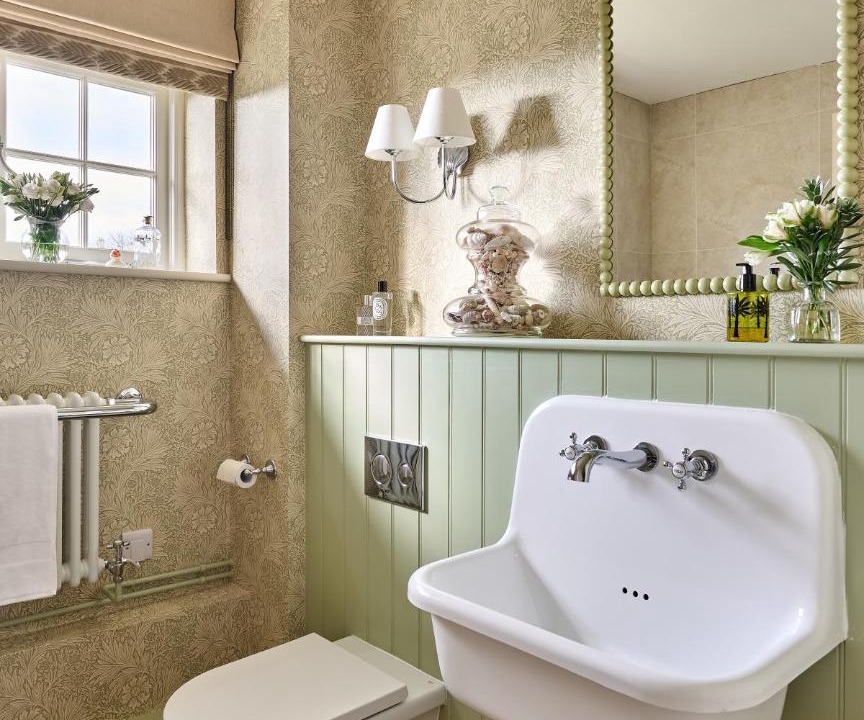 Photo of Bathroom in Lower Froyle