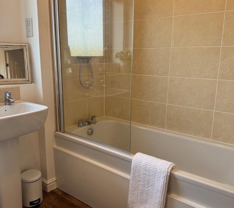 Photo of Bathroom in Uxbridge North