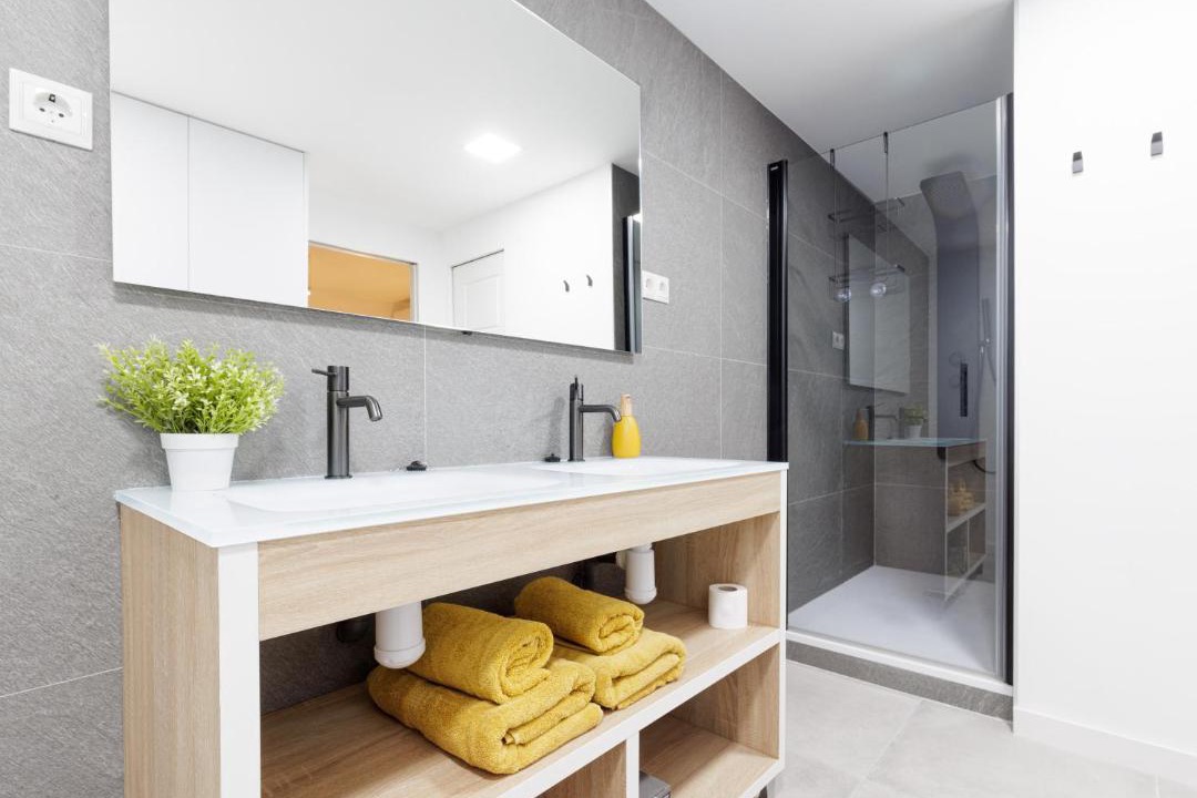 Photo of Bathroom in Benicalap