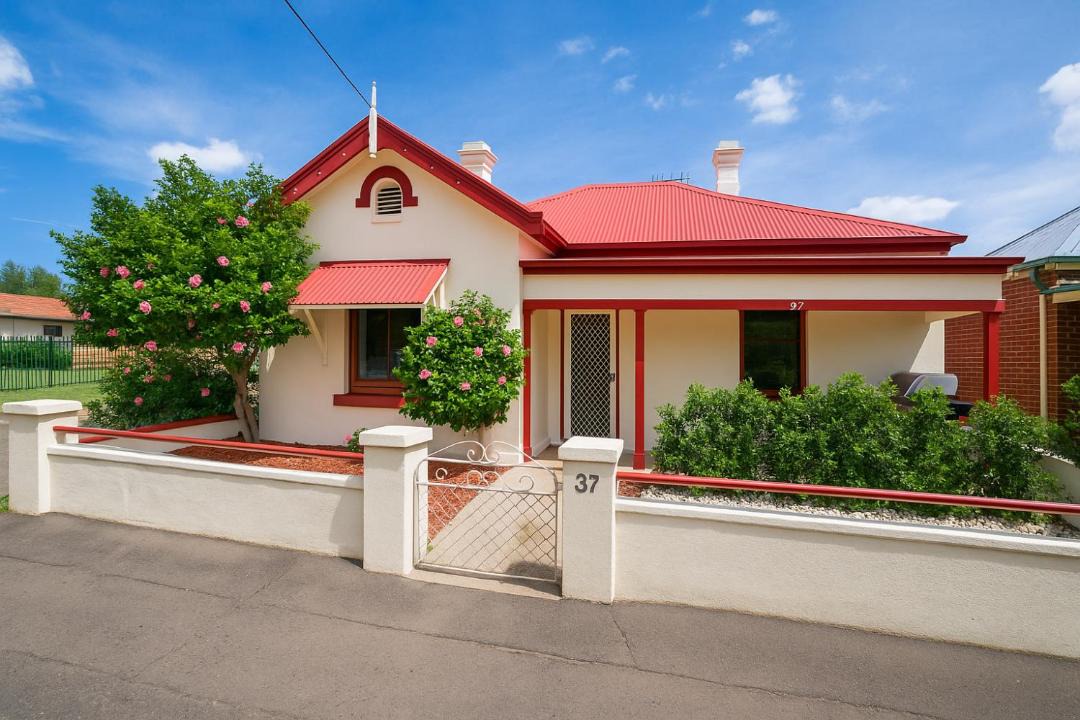 Photo of Others in Bathurst