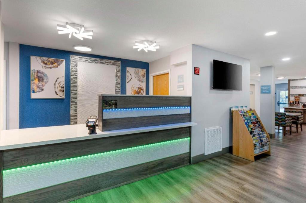 Photo of Others in Galt