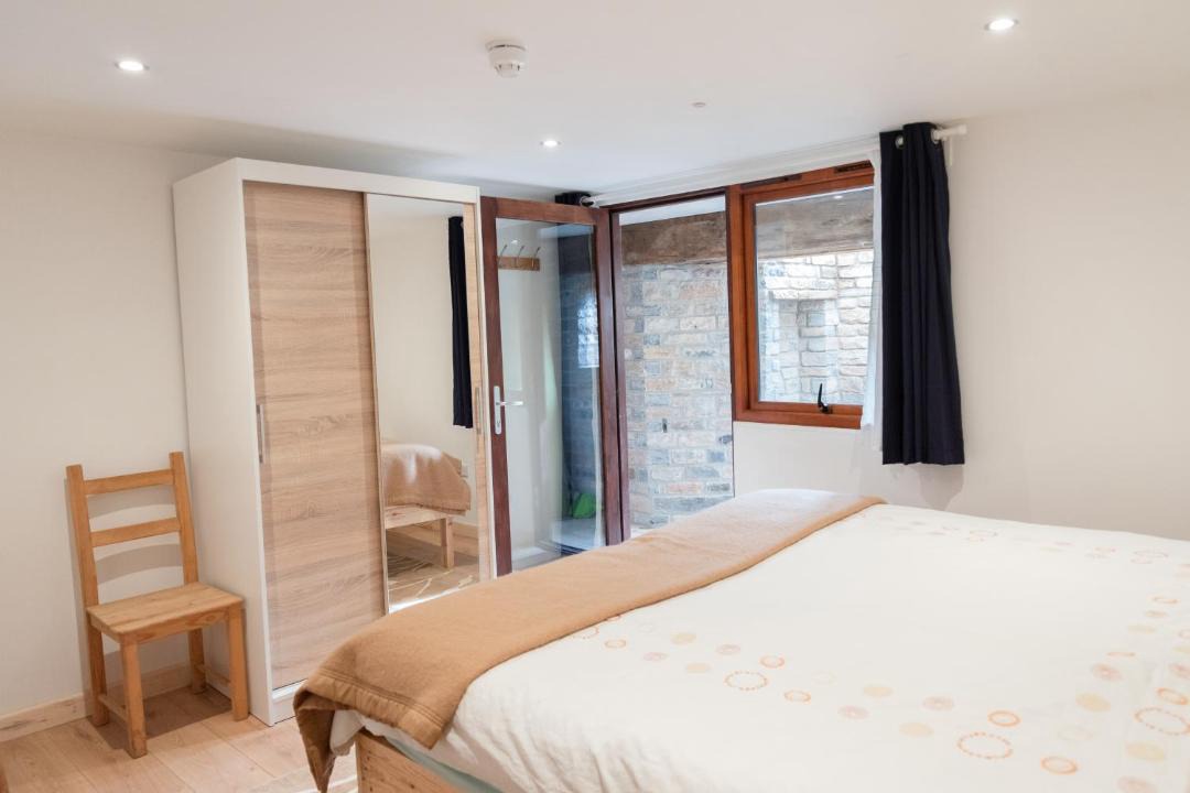 Photo of Others in Dundon