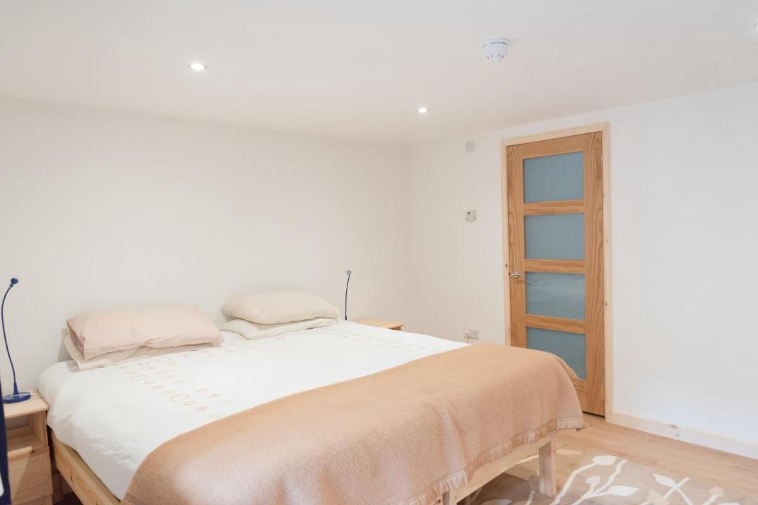 Photo of Others in Dundon