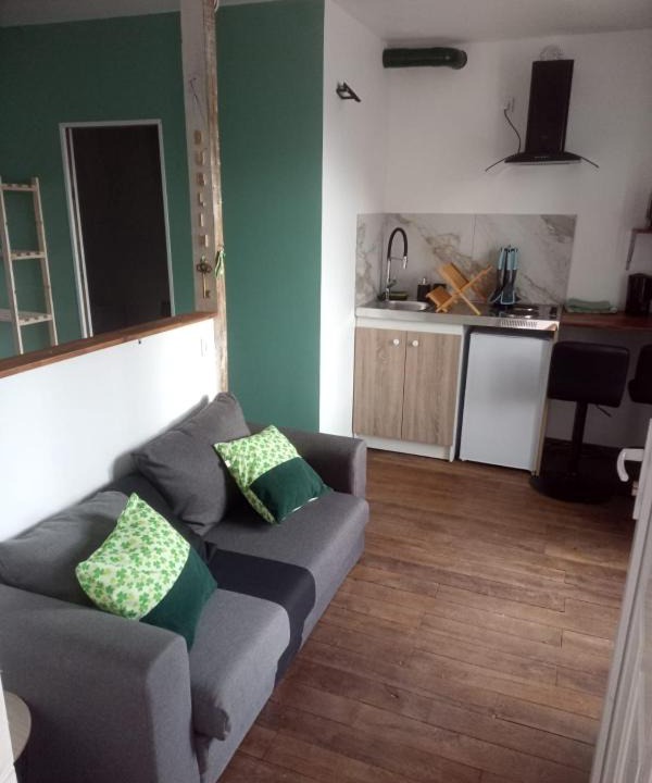 Photo of Livingroom in Salles-en-Toulon