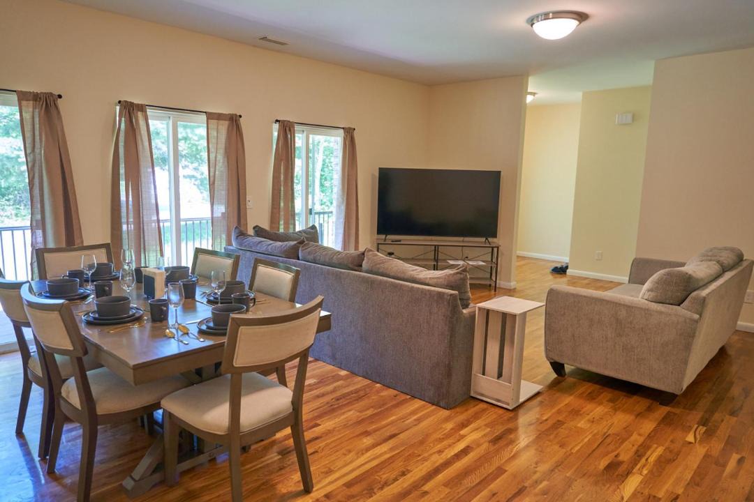 Photo of Others in Beemerville