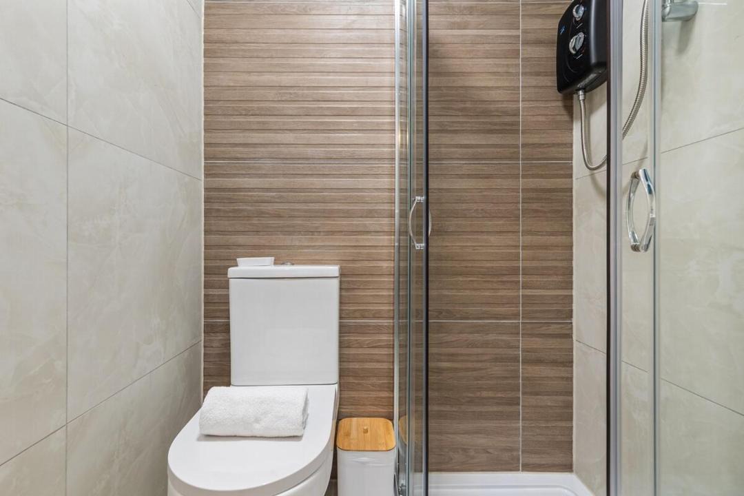 Photo of Bathroom in Upper Edmonton