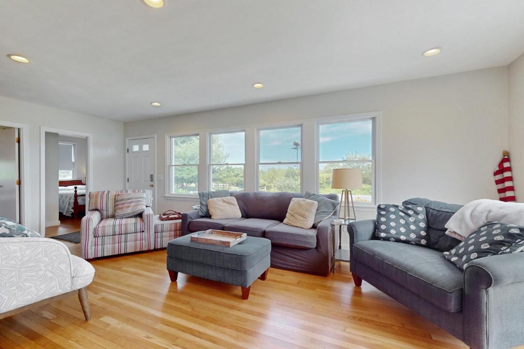 Photo of Others in Bourne