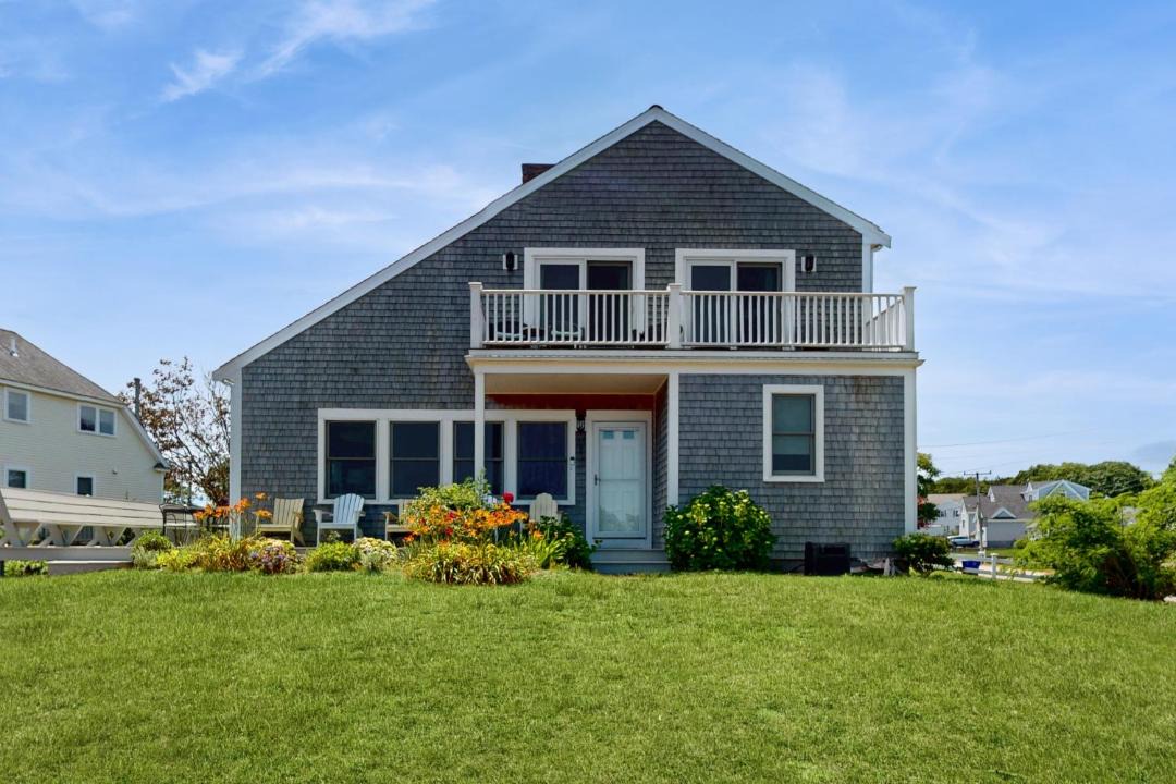 Photo of Others in Bourne