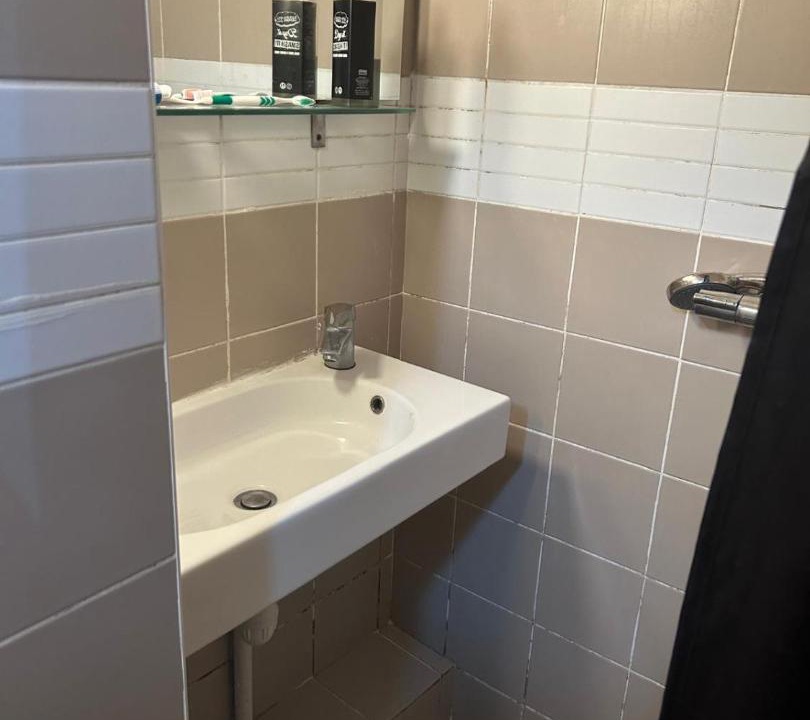 Photo of Bathroom in Brunoy