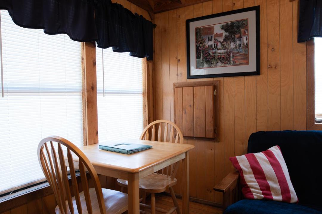 Photo of Others in Mead
