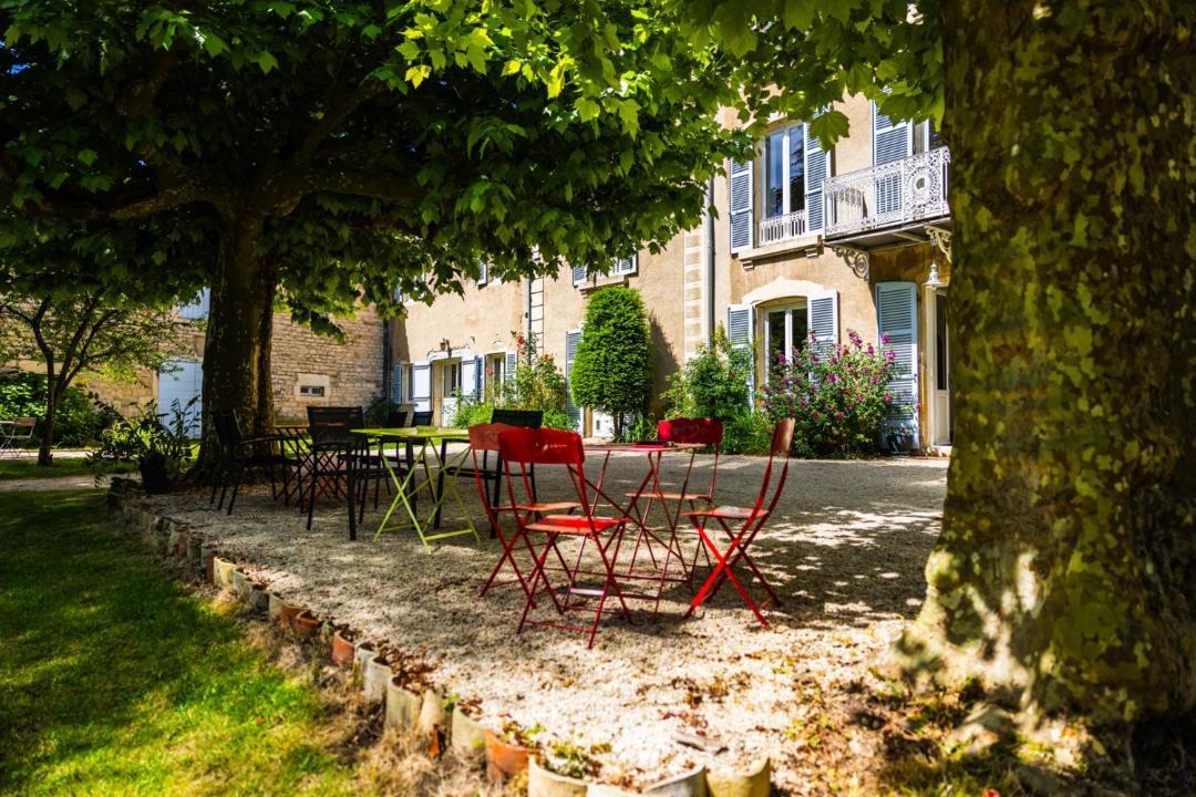 Photo of Others in Vire