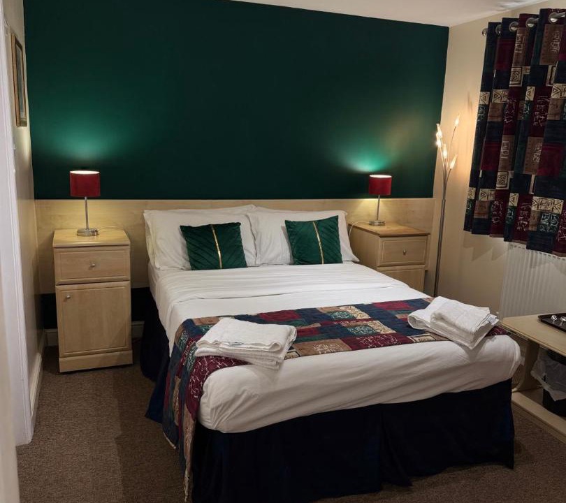 Photo of Bedroom in North Cadbury