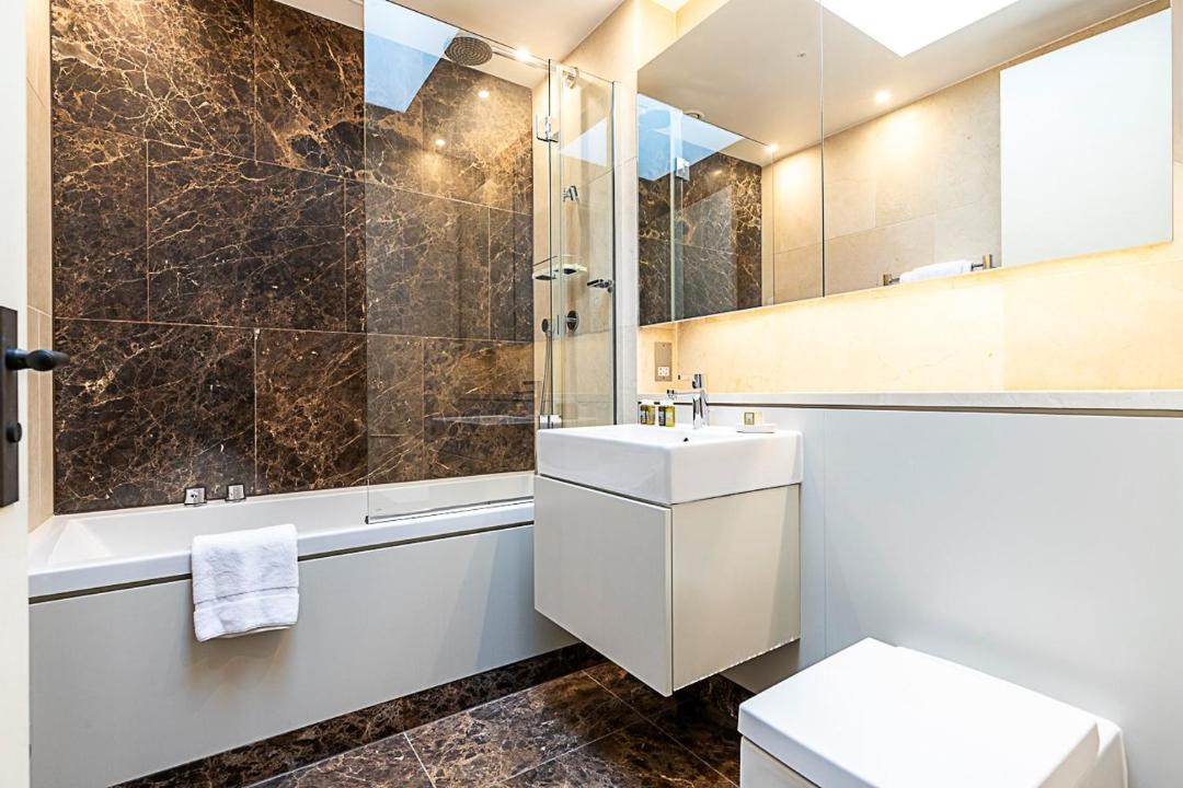 Photo of Others in South Bank