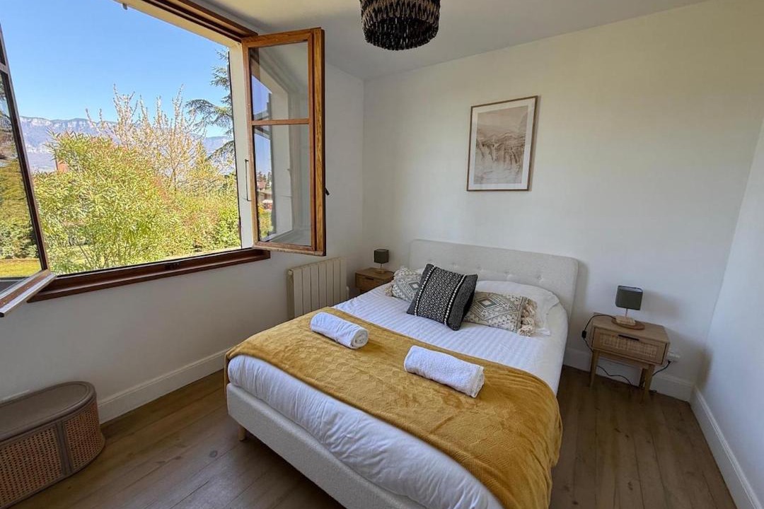 Photo of Bedroom in Le Bourget-du-Lac