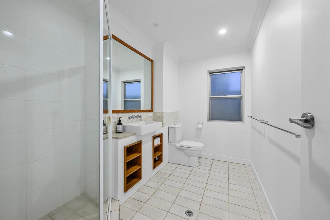 Photo of Others in Main Beach