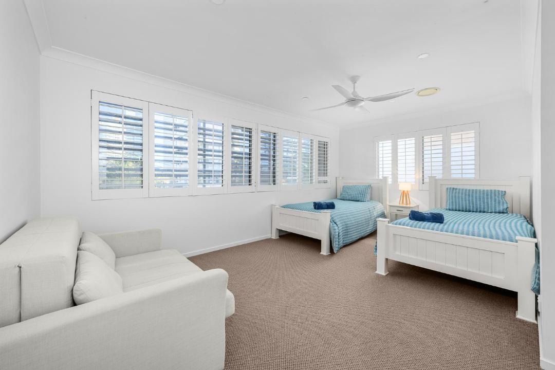 Photo of Others in Main Beach