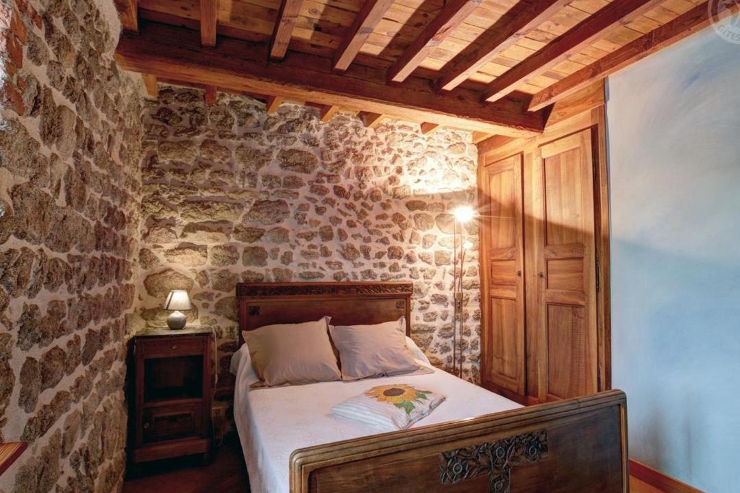 Photo of Bedroom in Essertines-en-Chatelneuf