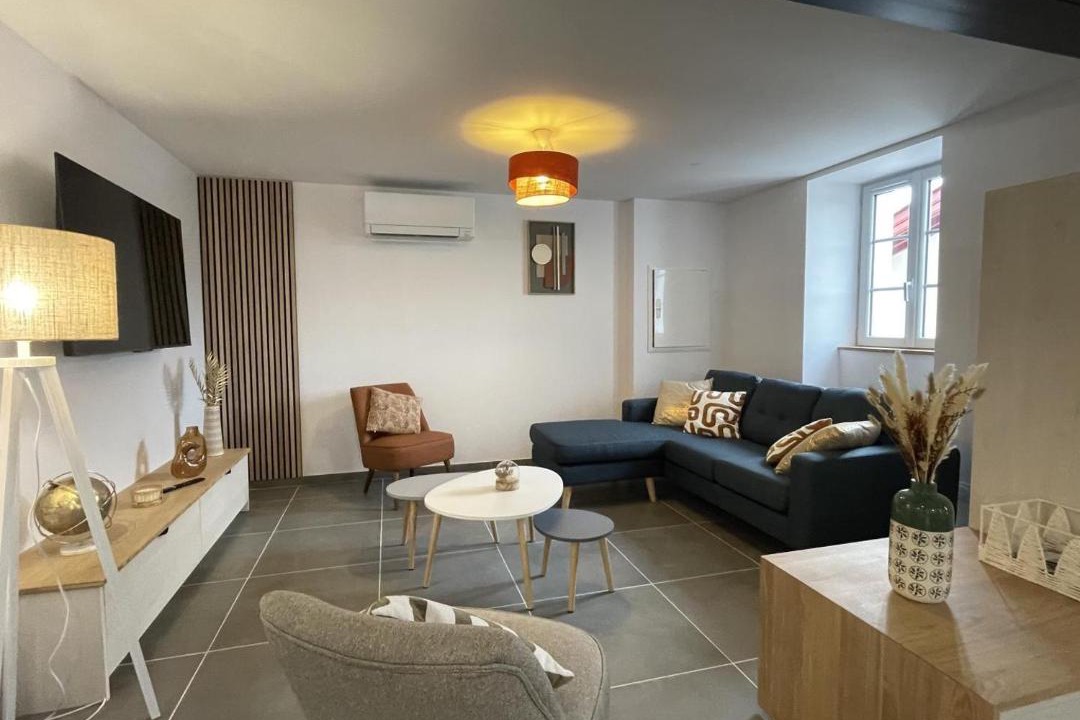 Photo of Others in Lasse