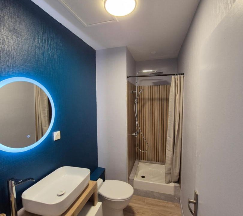 Photo of Bathroom in Secondigny