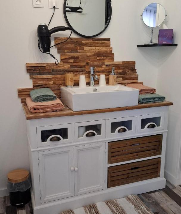 Photo of Bathroom in Champniers