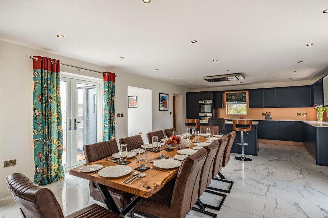 Photo of Others in Alford