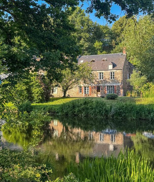 Photo of Others in Cahan