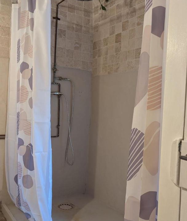 Photo of Bathroom in Perouges