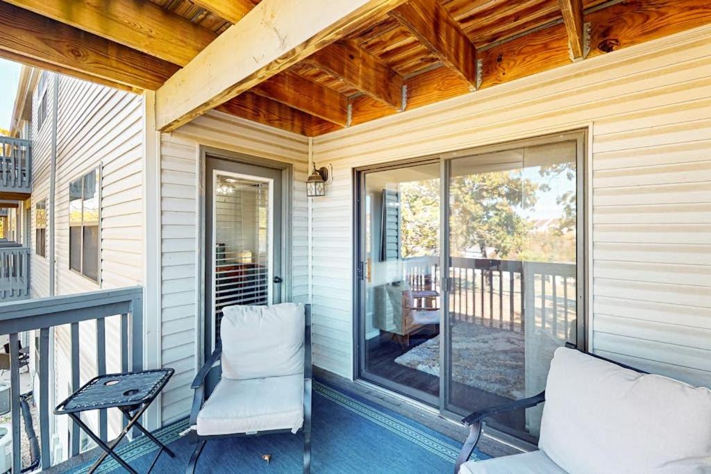 Photo of Patio Balcony in Table Rock