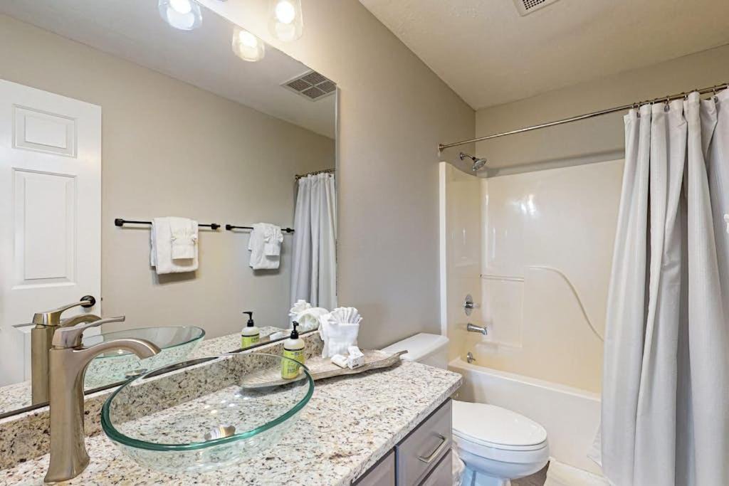 Photo of Bathroom in Table Rock
