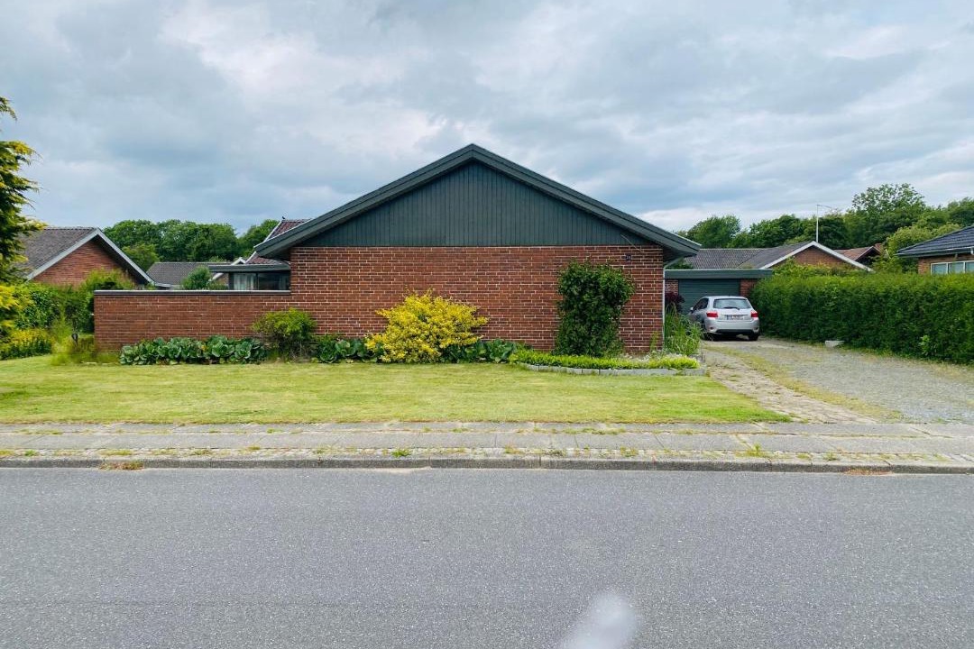 Photo of Others in Løsning