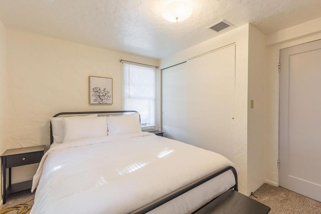 Photo of Bedroom in Eagle