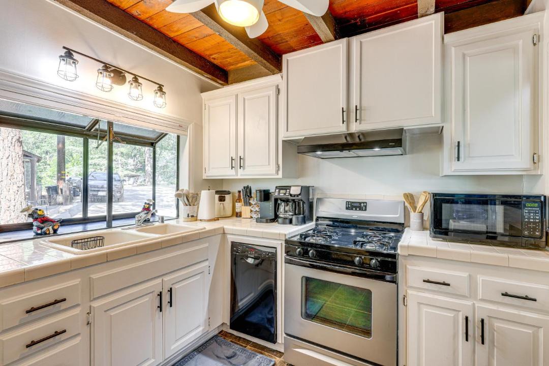 Photo of Kitchen in Running Springs