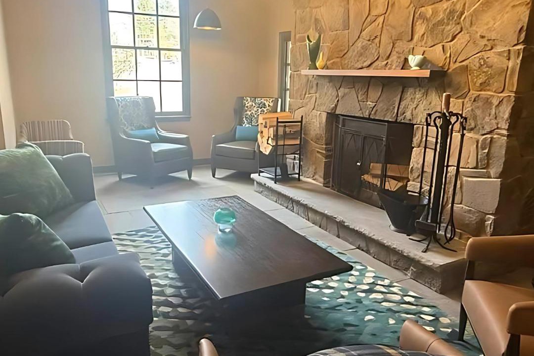 Photo of Livingroom in South Hill