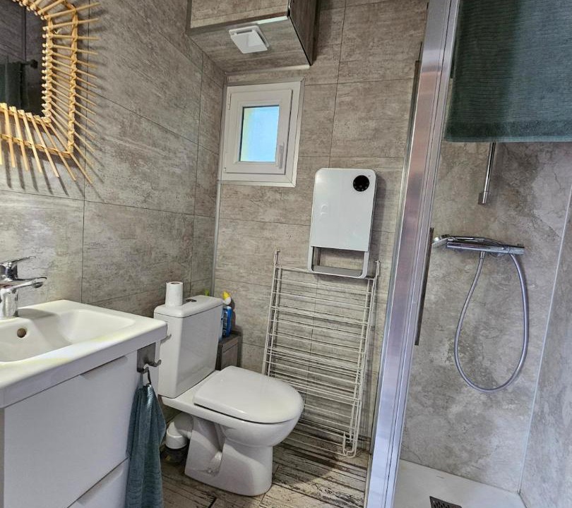 Photo of Bathroom in Nonant