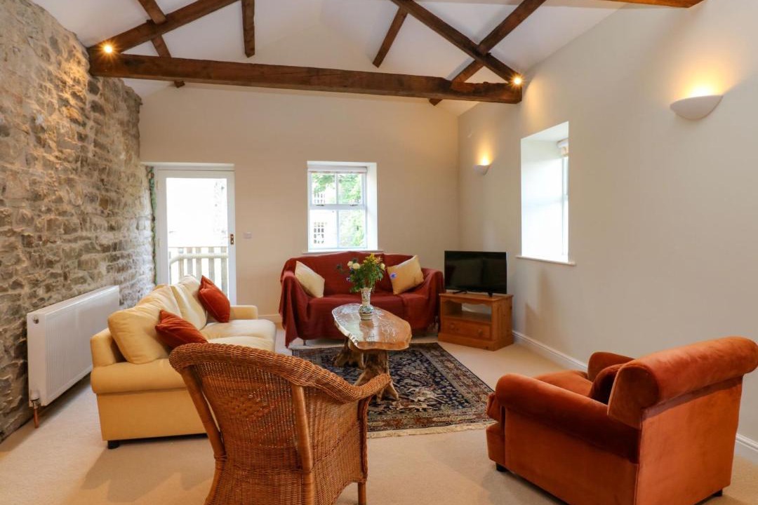 Photo of Others in Thornton Rust