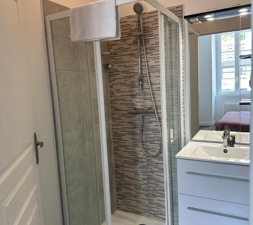 Photo of Bathroom in Tulle