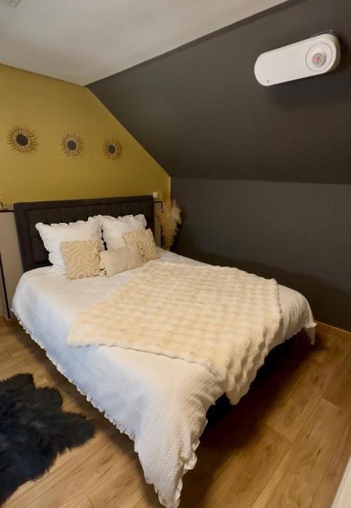 Photo of Bedroom in Denain