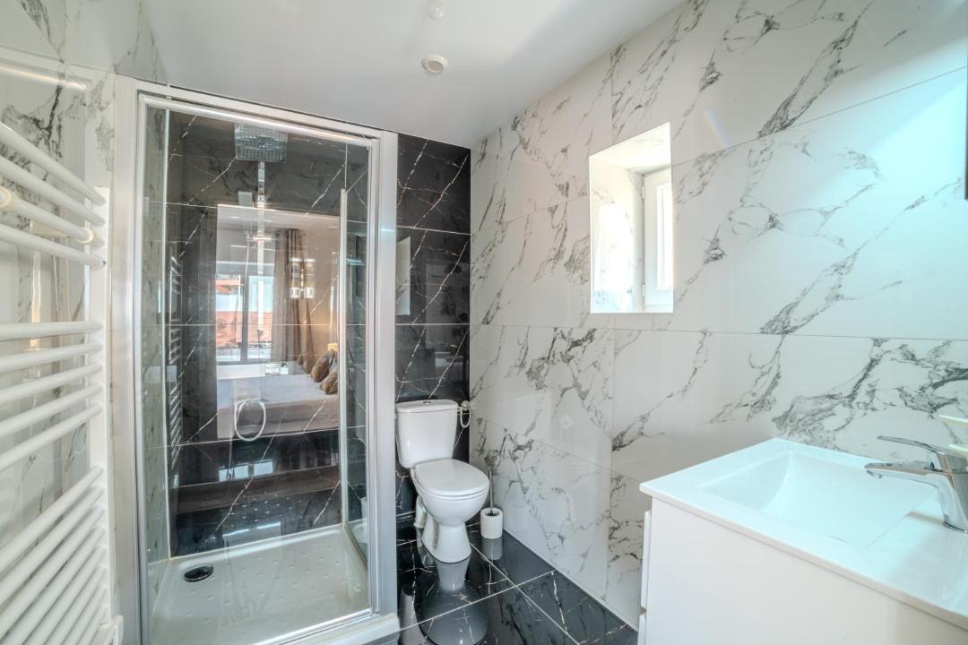 Photo of Bathroom in Roanne